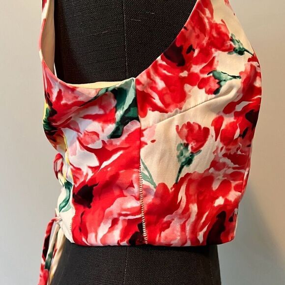 Guess Los Angeles Women's Multicolor Floral Tie Back Cropped Top Medium - Picture 7 of 9